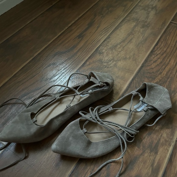 Steve Madden Brown Suede Flats with Pointed Toe and Ankle Lacing - Picture 2 of 6